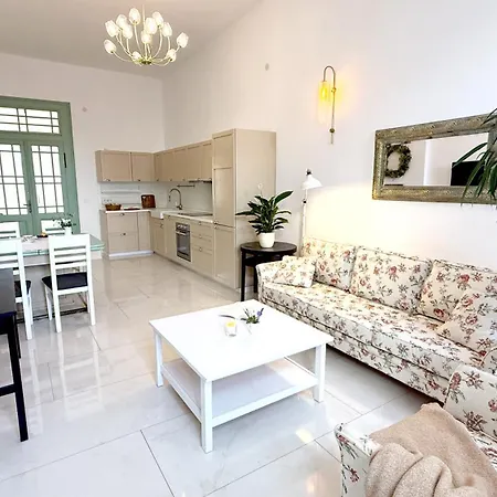 Apartment Mestiansky Dom 3