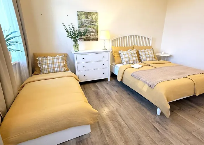 Mestiansky Dom 3 Appartamento *